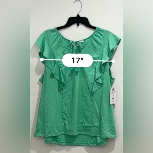 Green Ruffle Sleeve Women's Top - Picture 3 of 6